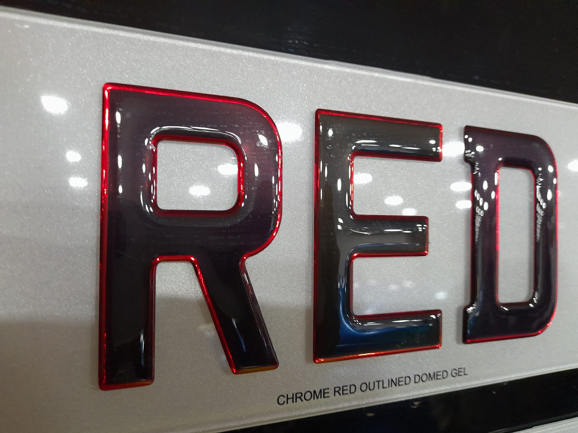 Red Chrome Outlined 3D Gel Plates (Show Plate Only) - Image 2